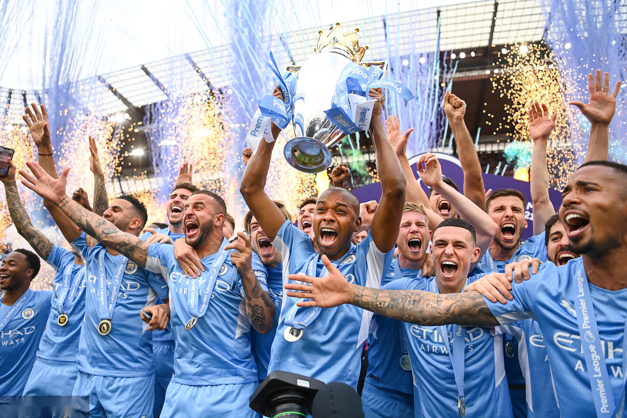 运动员还是 运动员还是