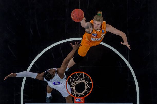 10万人的 10万人的