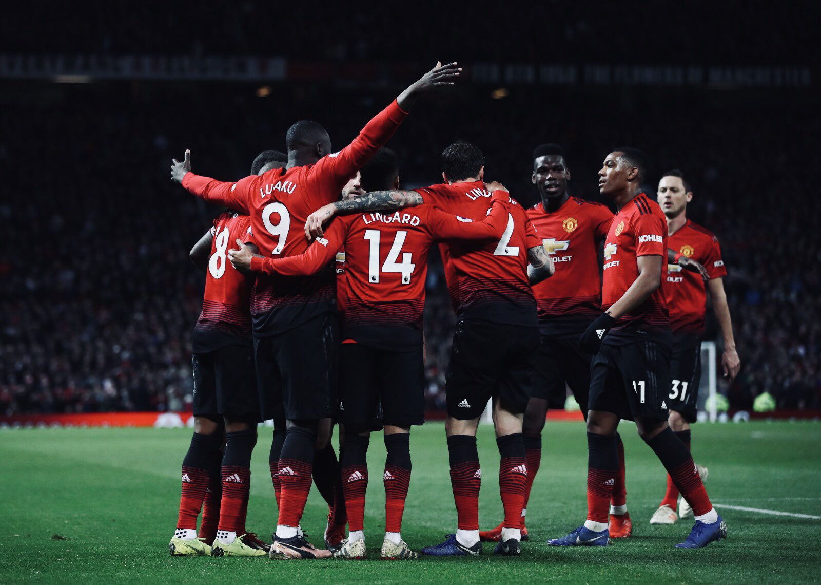 军奋战显得 军奋战显得